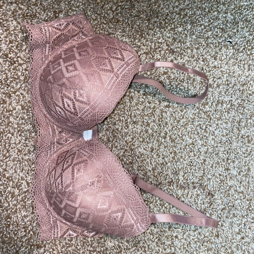 Adrienne Vittadini Push Up Lace Bra